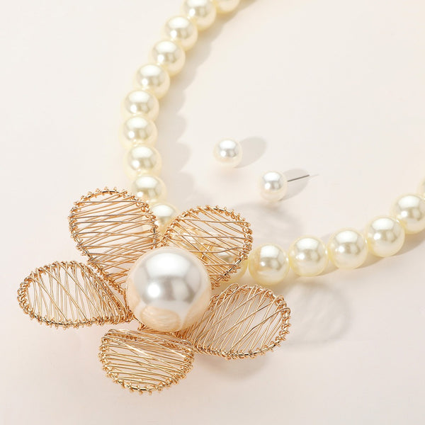 Wire Flower Pearl Statement Necklace Set (Gold)