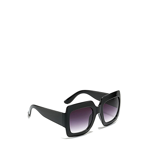 Trendy Squared Sunglasses (Black)