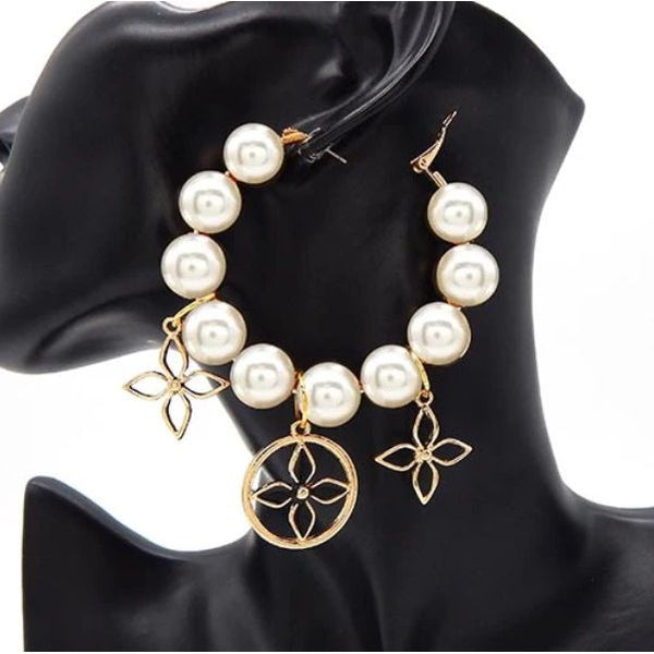 Fashion Pearl Hoops